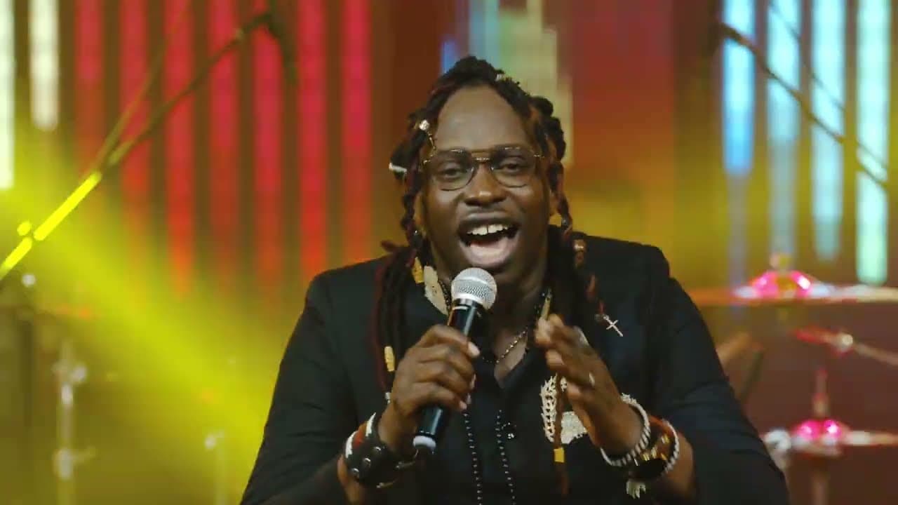 O.M.G (Live)